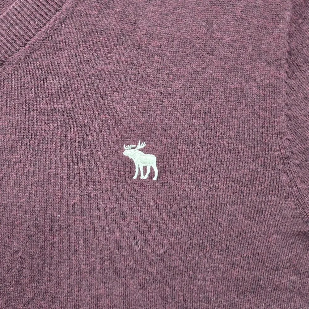 Abercrombie & Fitch *please carefully